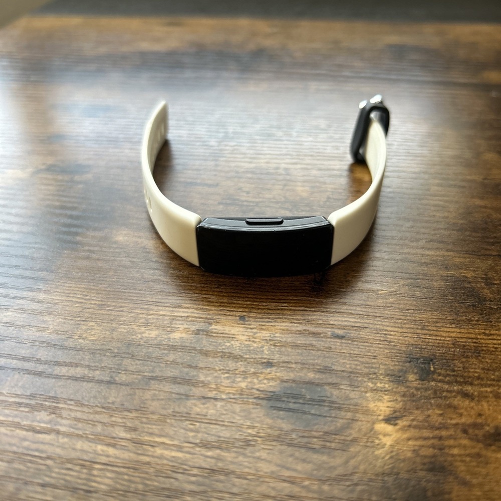 Fitbit Inspire HR Activity Tracker Heart Rate‎ Monitor White Black Untested